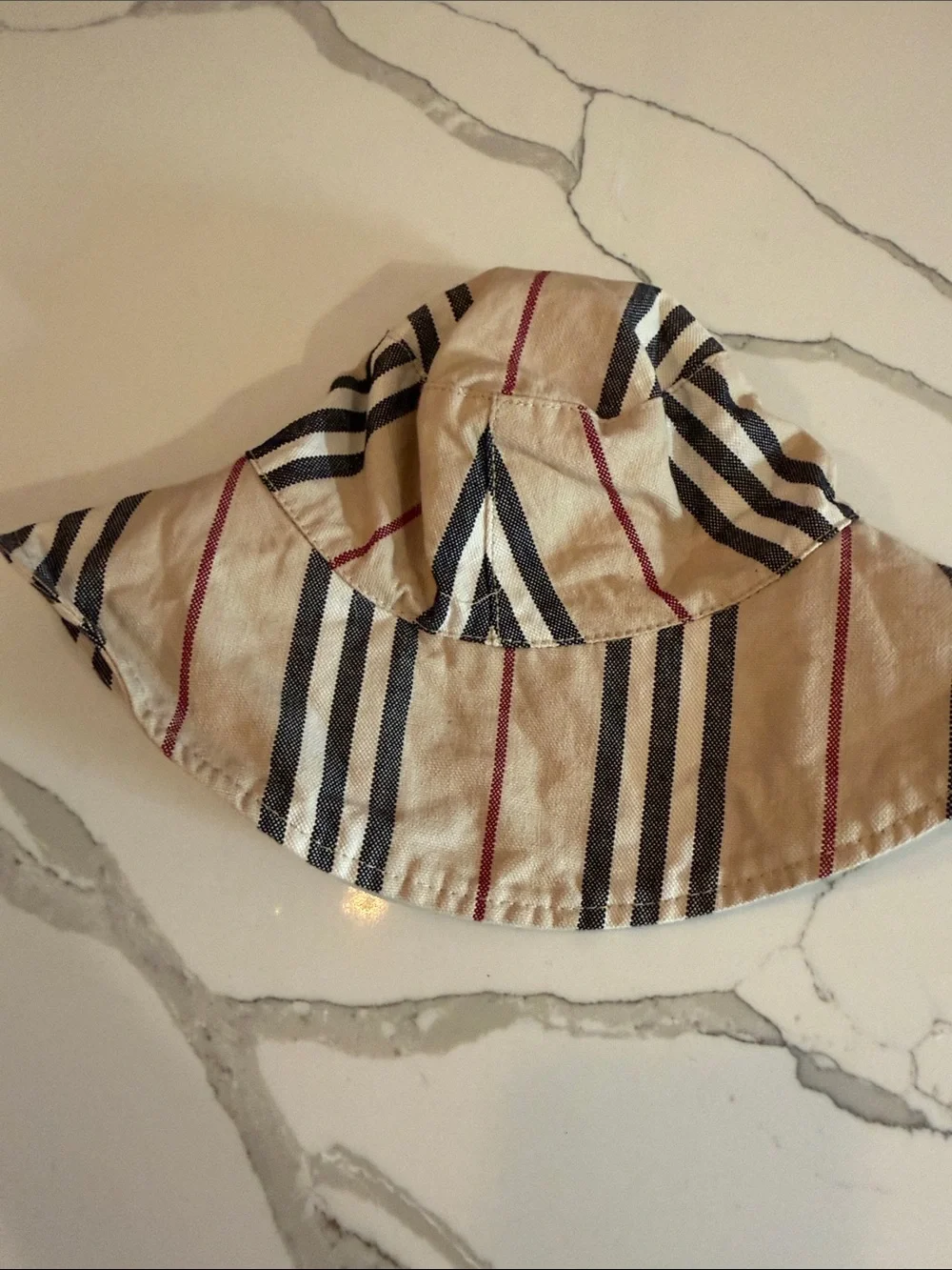 Burberry Beige Striped Kids Bucket Hat from the early 2000s